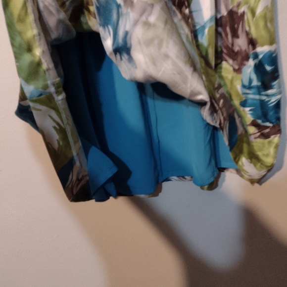 Talbots 10p silk skirt, lined, blue water colored print - Picture 4 of 7